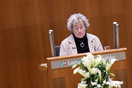 Gedenkstunde zum Tag des Gedenkens an die Opfer des Nationalsozialismus in Düsseldorf