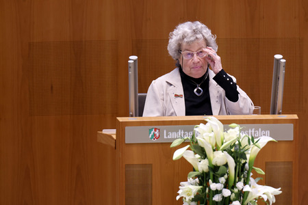 Gedenkstunde zum Tag des Gedenkens an die Opfer des Nationalsozialismus in Düsseldorf