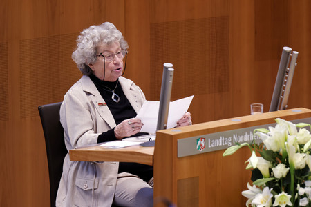 Gedenkstunde zum Tag des Gedenkens an die Opfer des Nationalsozialismus in Düsseldorf