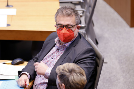 Gedenkstunde zum Tag des Gedenkens an die Opfer des Nationalsozialismus in Düsseldorf