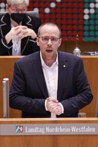 Gedenkstunde zum Tag des Gedenkens an die Opfer des Nationalsozialismus in Düsseldorf