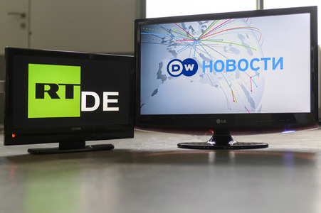 Symbolfoto RT Deutsch und Deutsche Welle