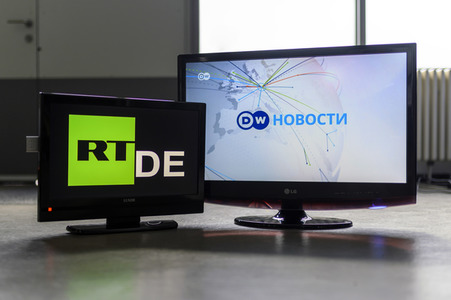 Symbolfoto RT Deutsch und Deutsche Welle