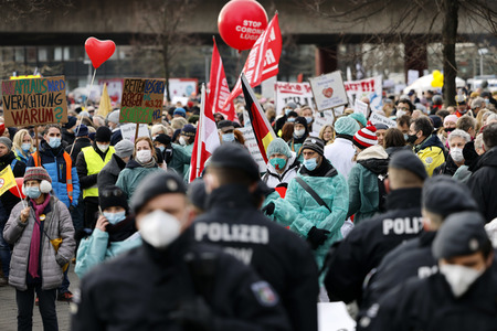 Coronademo in Düsseldorf