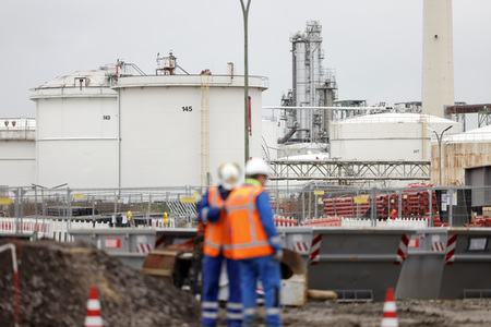 Eröffnung der Baustellte für eine Bio-Flüssiggas-Anlage in Köln
