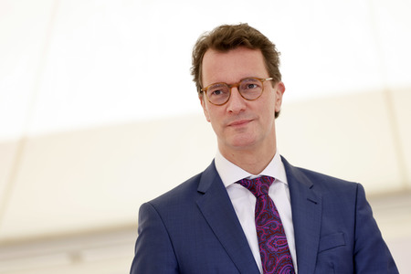 Eröffnung der Baustellte für eine Bio-Flüssiggas-Anlage in Köln