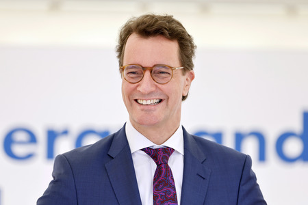 Eröffnung der Baustellte für eine Bio-Flüssiggas-Anlage in Köln