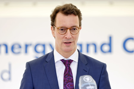 Eröffnung der Baustellte für eine Bio-Flüssiggas-Anlage in Köln