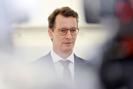 Eröffnung der Baustellte für eine Bio-Flüssiggas-Anlage in Köln