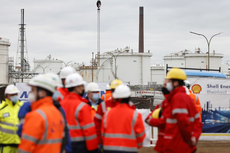 Eröffnung der Baustellte für eine Bio-Flüssiggas-Anlage in Köln