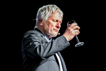 Auftritt von Jürgen Becker in Köln