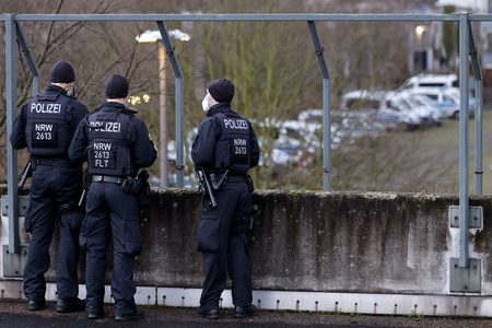 Sicherheitsmaßnahmen beim Drach Prozess in Köln