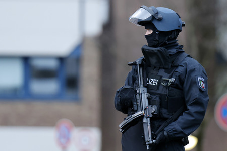 Sicherheitsmaßnahmen beim Drach Prozess in Köln