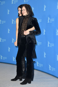 Photocall 'A E I O U - Das schnelle Alphabet der Liebe', Berlinale 2022