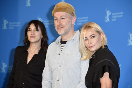 Photocall 'Les passagers de la nuit', Berlinale 2022