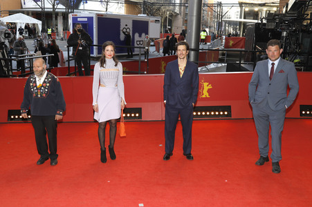 Filmpremiere 'Drii Winter', Berlinale 2022