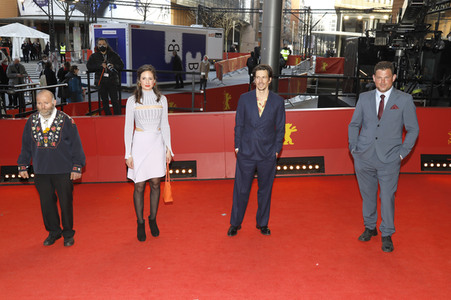 Filmpremiere 'Drii Winter', Berlinale 2022