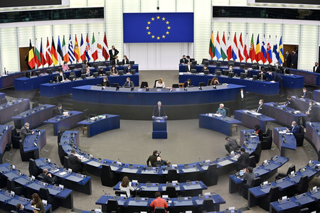 Jahresbericht 2021 der EZB im EU-Parlament in Straßburg