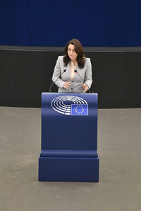 Jahresbericht 2021 der EZB im EU-Parlament in Straßburg