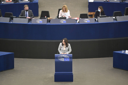 Jahresbericht 2021 der EZB im EU-Parlament in Straßburg