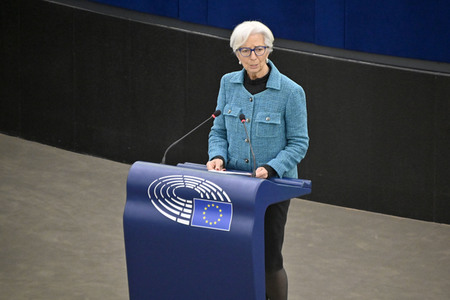 Jahresbericht 2021 der EZB im EU-Parlament in Straßburg