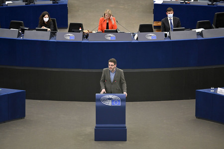 Jahresbericht 2021 der EZB im EU-Parlament in Straßburg