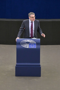 Jahresbericht 2021 der EZB im EU-Parlament in Straßburg