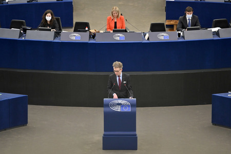 Jahresbericht 2021 der EZB im EU-Parlament in Straßburg