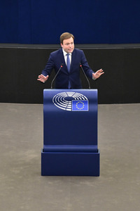 Jahresbericht 2021 der EZB im EU-Parlament in Straßburg
