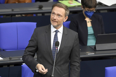 16. Sitzung des Deutschen Bundestages in Berlin