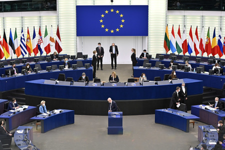 Plenartagung zur militärischen Bedrohung der Ukraine durch Russland im EU-Parlament in Straßburg