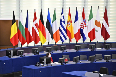 Plenartagung über den Schutz der Arbeitnehmer im EU-Parlament in Straßburg