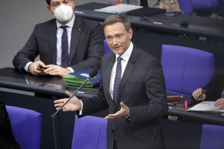 16. Sitzung des Deutschen Bundestages in Berlin