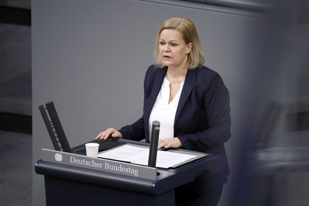 16. Sitzung des Deutschen Bundestages in Berlin