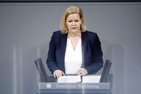 16. Sitzung des Deutschen Bundestages in Berlin