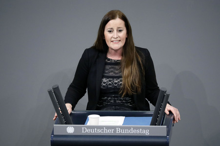 16. Sitzung des Deutschen Bundestages in Berlin