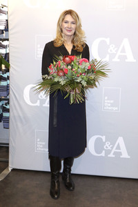 Spendenübergabe mit Steffi Graf in Hamburg