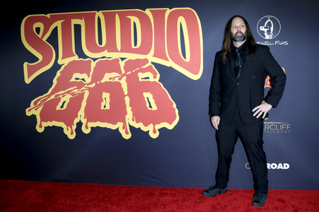 Filmpremiere 'Studio 666' in Los Angeles