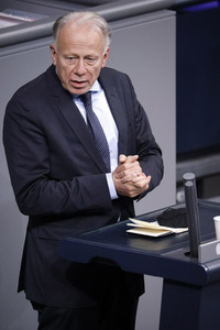 18. Sitzung des Deutschen Bundestages in Berlin