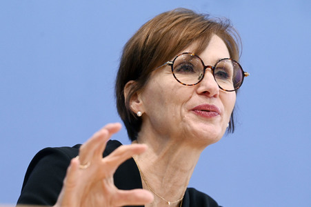 Pressekonferenz zur Vorstellung des Jahresgutachtens der Wissenschaftsplattform Klimaschutz in Berlin