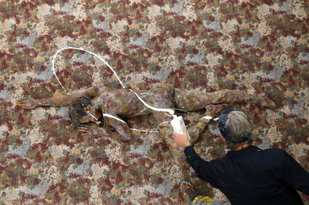 DIVERSE PEOPLE ART Kunstperformance Black