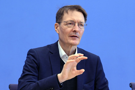 Pressekonferenz zur aktuellen Corona-Lage in Berlin