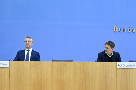Pressekonferenz zur aktuellen Corona-Lage in Berlin