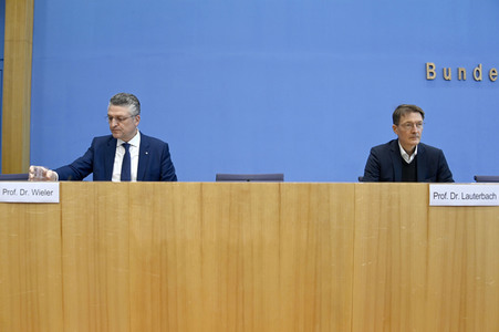 Pressekonferenz zur aktuellen Corona-Lage in Berlin