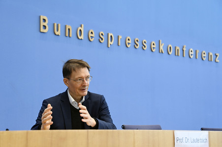 Pressekonferenz zur aktuellen Corona-Lage in Berlin