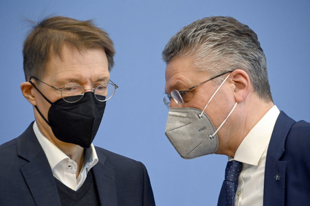 Pressekonferenz zur aktuellen Corona-Lage in Berlin