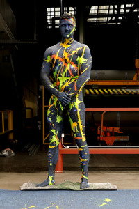 DIVERSE PEOPLE ART Kunstperformance Male