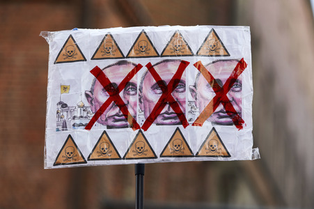 'Lichter für den Frieden' Friedensgebet und Kundgebung für die Ukraine in Hannover