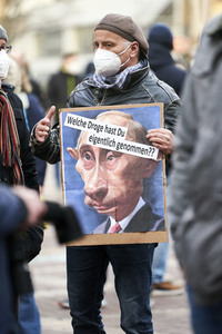 'Lichter für den Frieden' Friedensgebet und Kundgebung für die Ukraine in Hannover