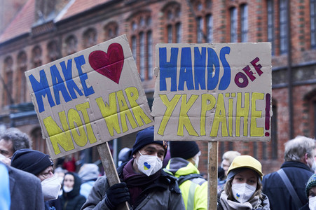 'Lichter für den Frieden' Friedensgebet und Kundgebung für die Ukraine in Hannover